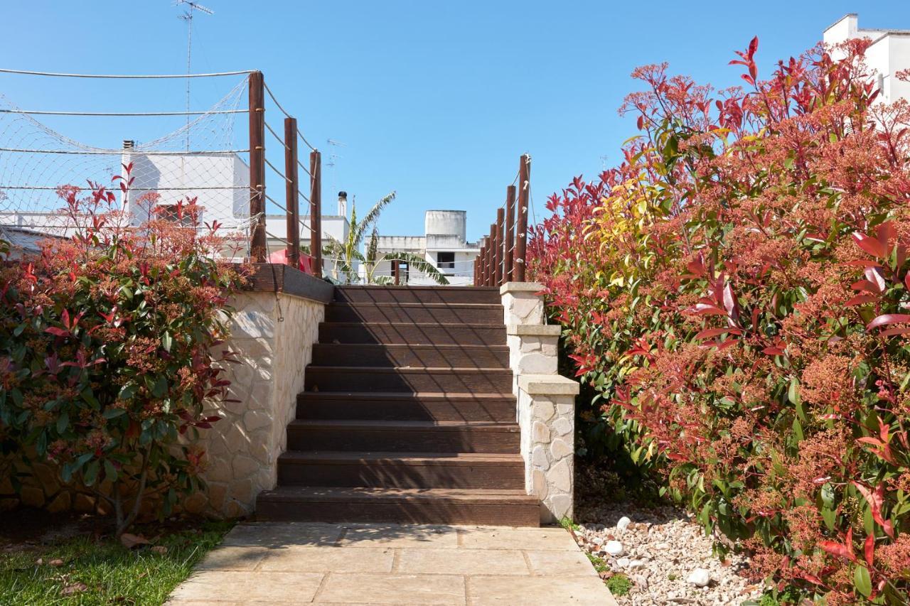 Hotel Il Giardino Di Flora Con Piscina à Lecce Extérieur photo