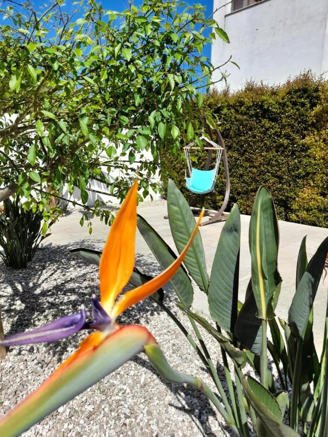 Hotel Il Giardino Di Flora Con Piscina à Lecce Extérieur photo