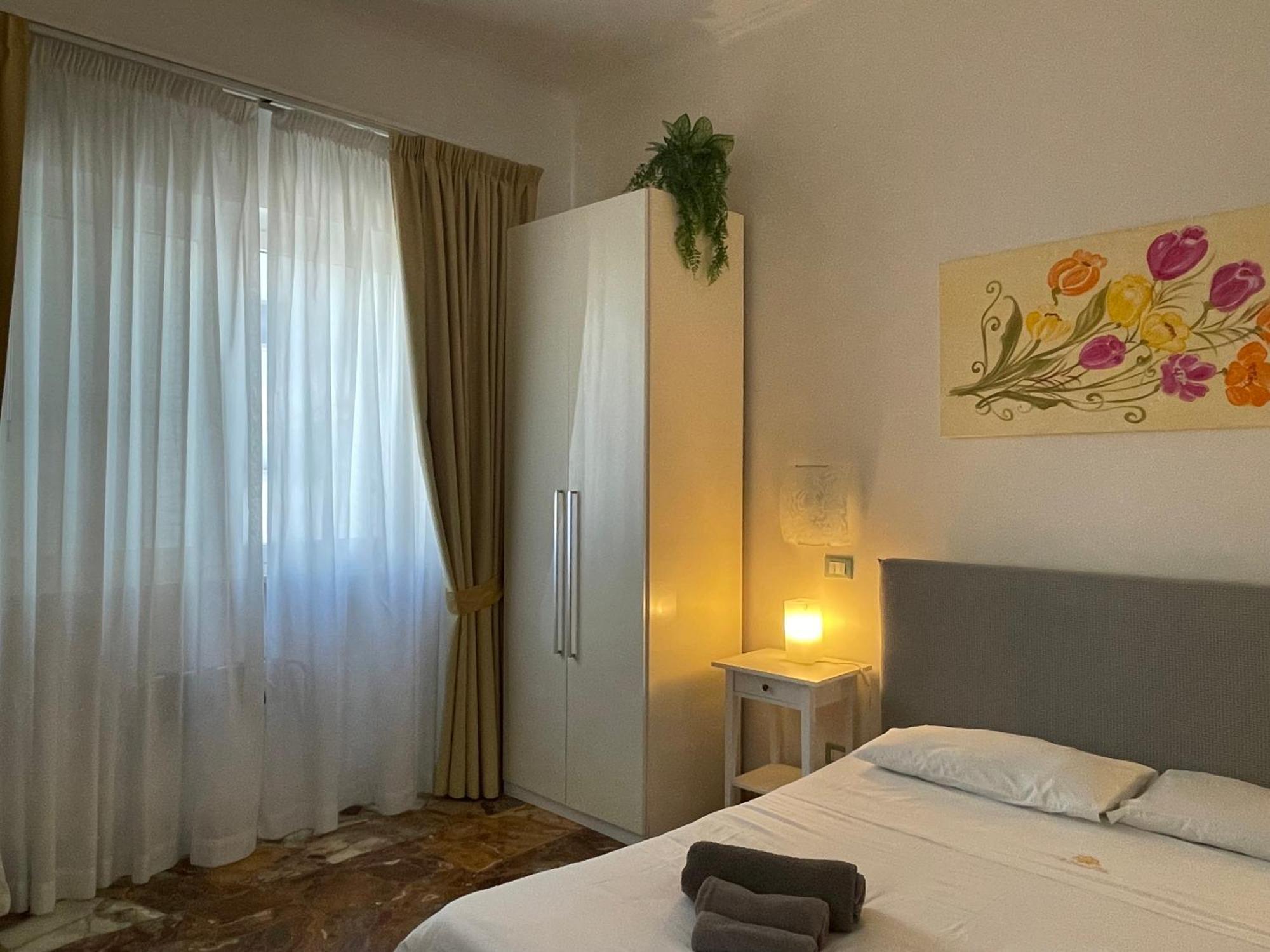 Hotel Il Giardino Di Flora Con Piscina à Lecce Extérieur photo