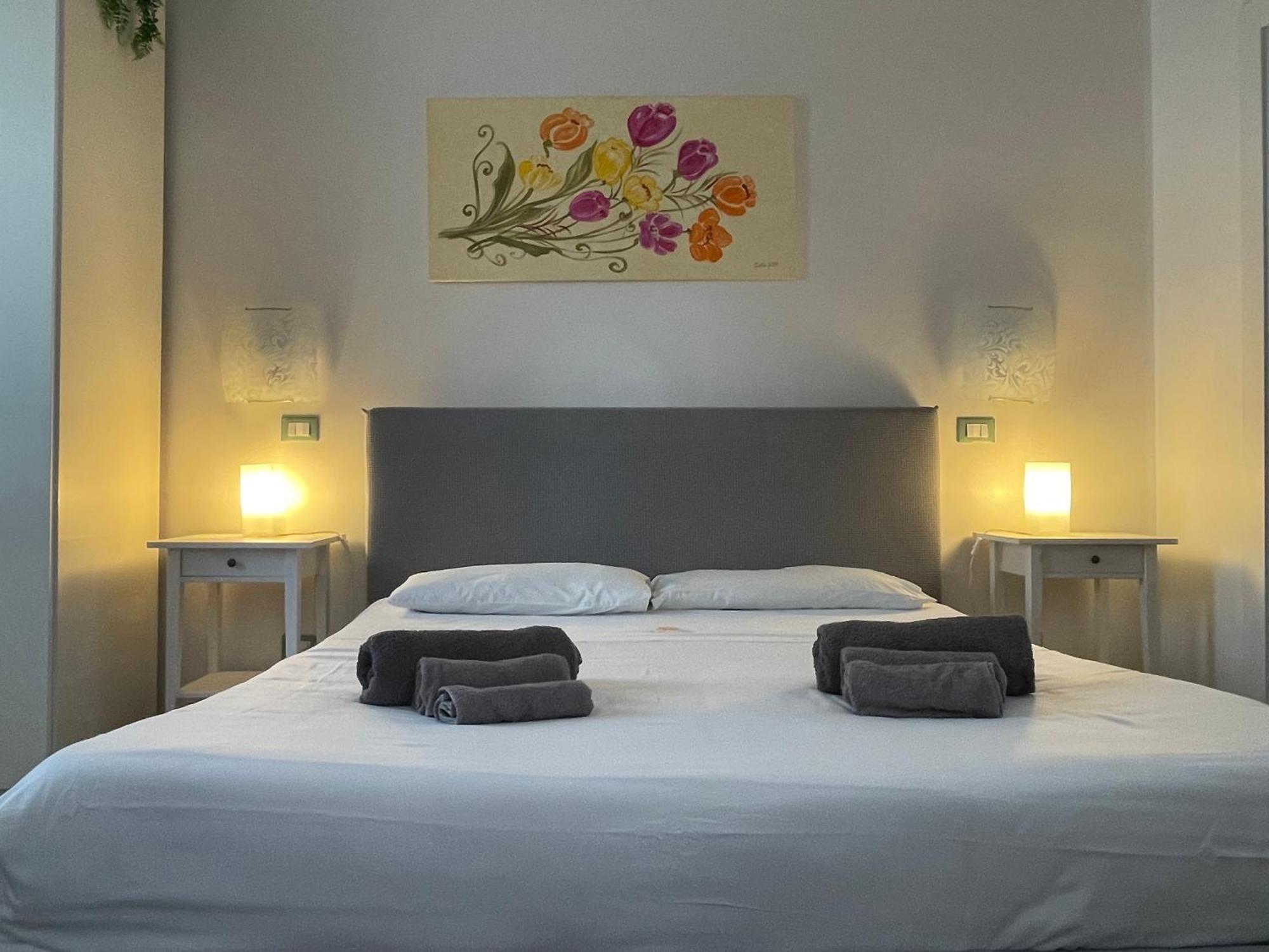 Hotel Il Giardino Di Flora Con Piscina à Lecce Extérieur photo